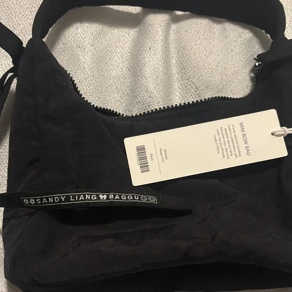BAGGU Black Shoulder Bag - Picture 2 of 3